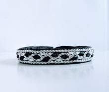 Ladda upp bild till gallerivisning, Annette