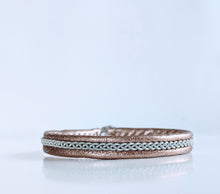 Ladda upp bild till gallerivisning, Pinne